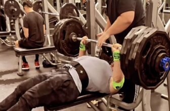 Powerlifter Joseph Tumbarello Logs a Ridiculous 281.2-Kilogram (620-Pound) Larsen Press PR